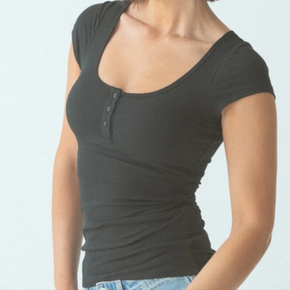 Klassy Network Brami Henley T-shirt, ribbed cotton, built-in bra padding, S - Picture 3 of 12